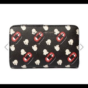 Marc Jacobs popcorn scream wallet